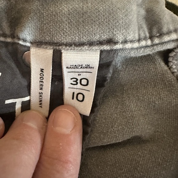 LOFT Modern Skinny Corduroy Pants Gray Size 30/10 - Picture 5 of 9